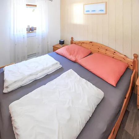 Holiday home Gorgeous In With Wifi Waldthurn