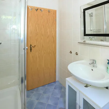 Gorgeous In With Wifi Holiday home